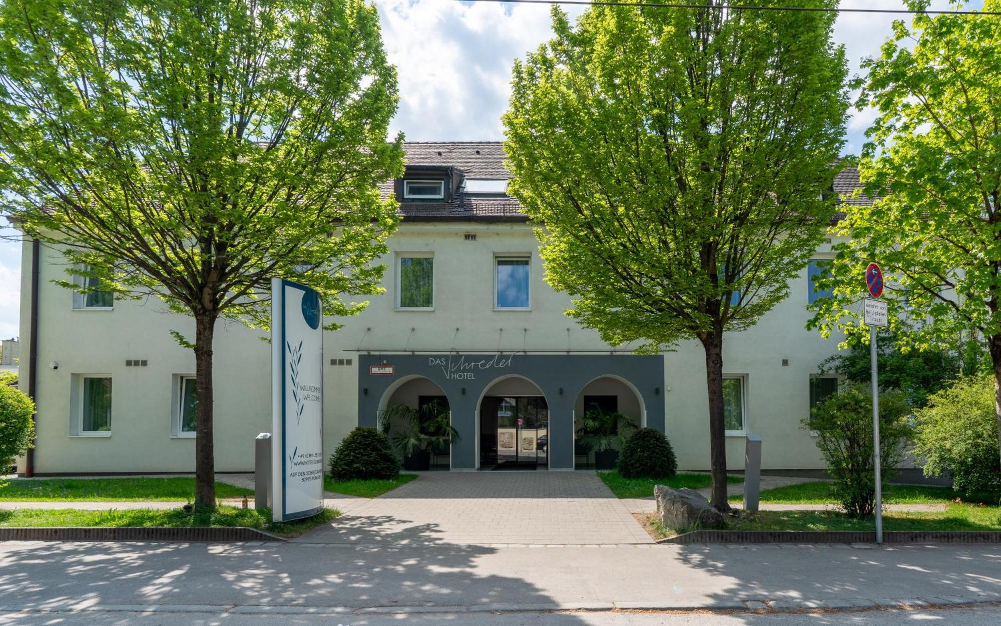 Das Schreder Hotel - Munich Free Parking, Munich
